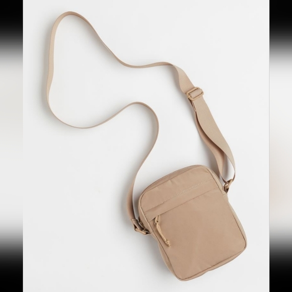 H&M Other - 🆕️H&M Small Shoulder Bag in 'Beige'